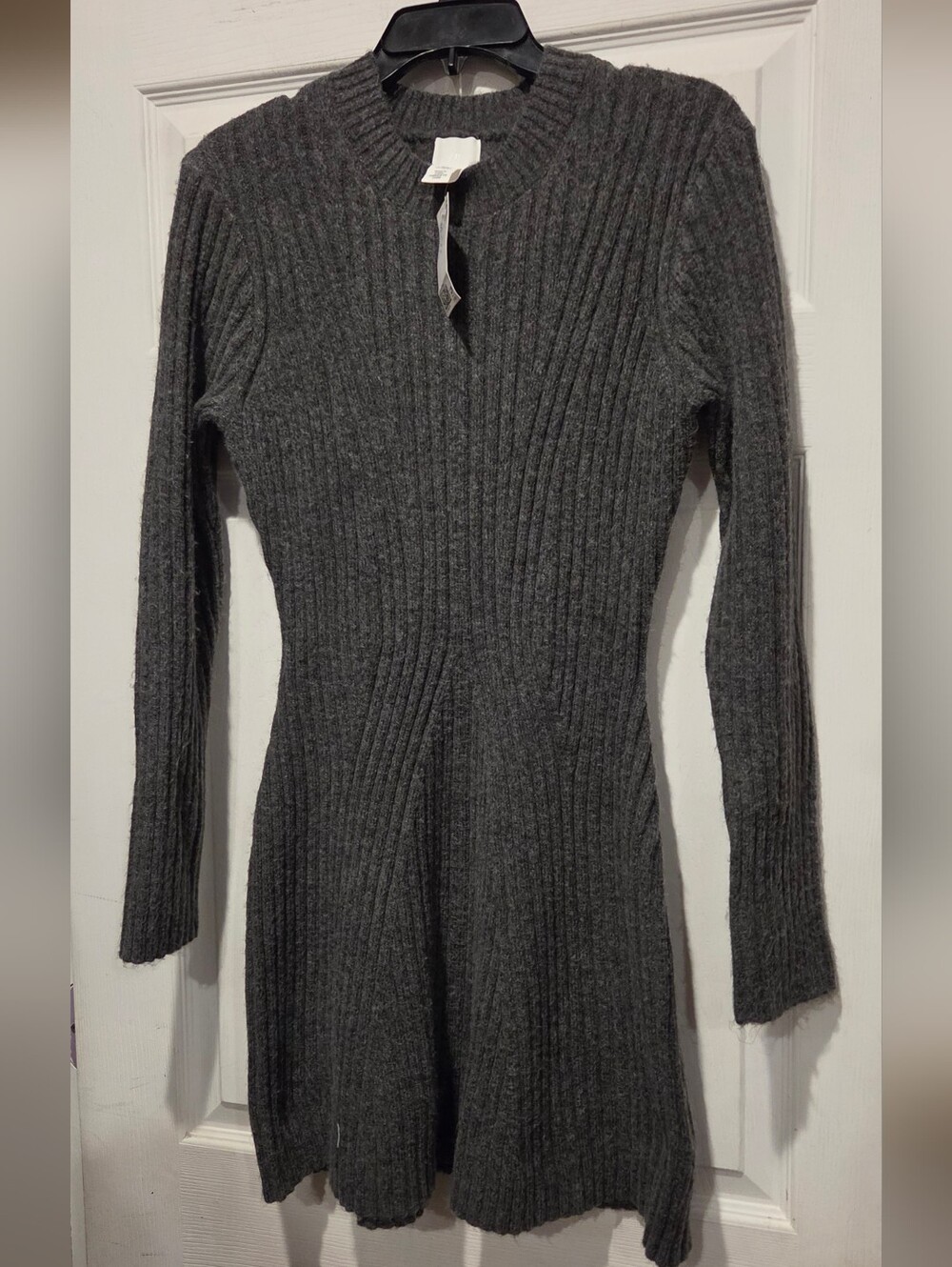 H & M SWEATER DRESS